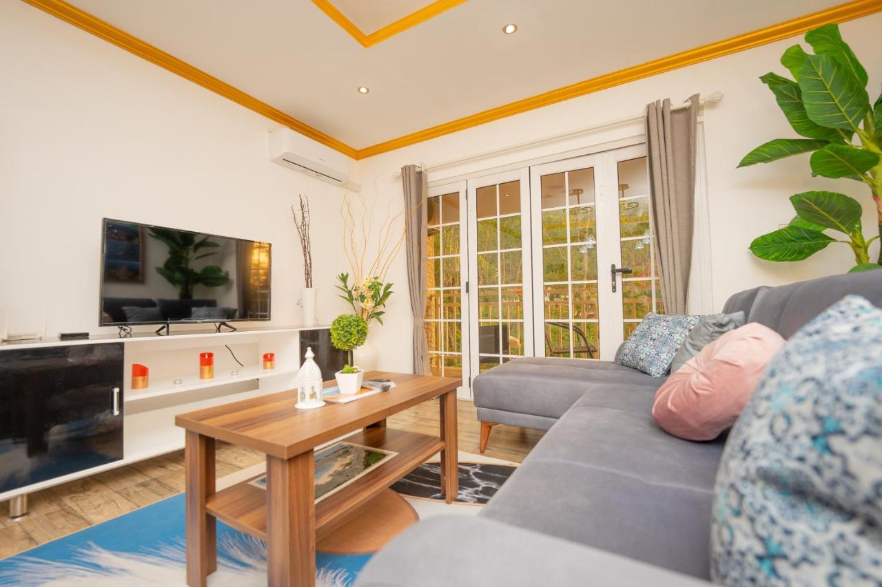 Paradise Breeze Apartment Misere Buitenkant foto