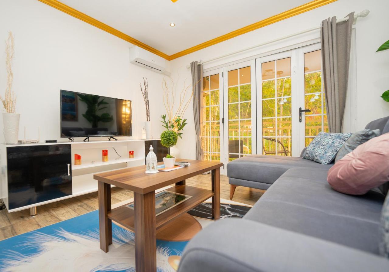 Paradise Breeze Apartment Misere Buitenkant foto