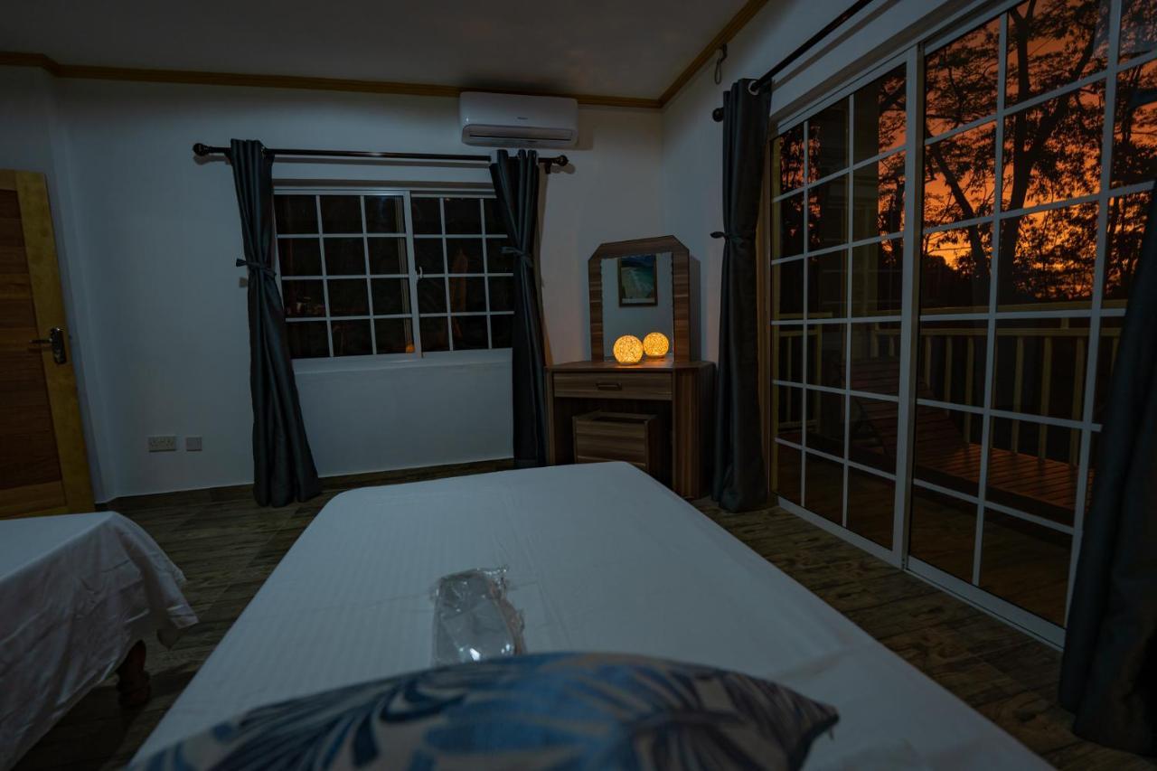 Paradise Breeze Apartment Misere Buitenkant foto