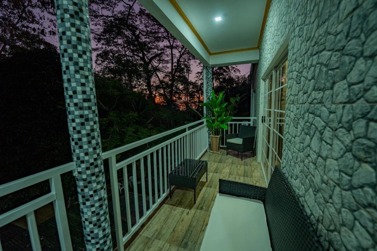 Paradise Breeze Apartment Misere Buitenkant foto